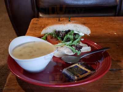 Lou's Brew Cafe & Lounge