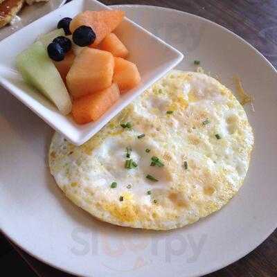 Al's Cafe In The Village