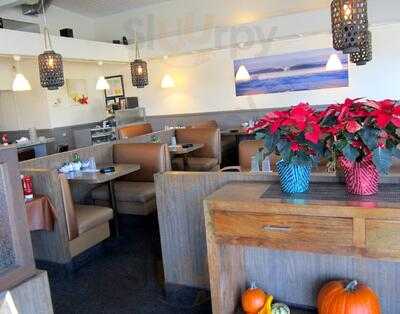 Al's Cafe In The Village