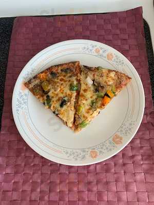 Tony's Oceanside Pizzeria