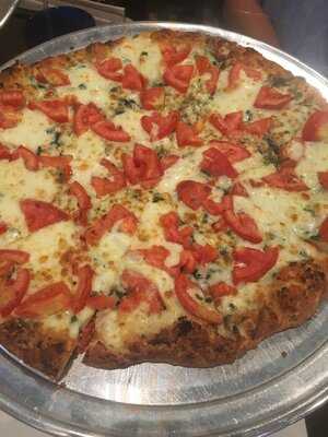 Tony's Oceanside Pizzeria