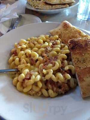 Sam & Louie's Italian Restaurant & New York Pizzeria