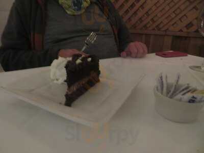 Luceti's On 25th Avenue