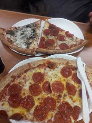 Amore Pizza