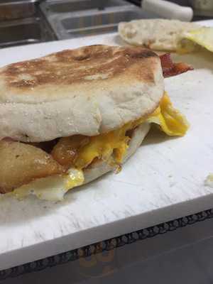 Truckers Smokehouse And Deli