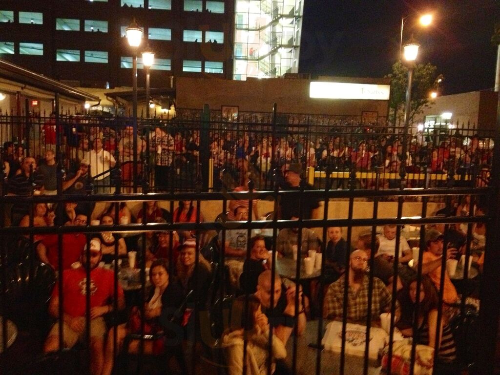 Tropical Liqueurs Bar And Grill