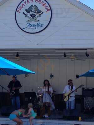 Salty Dog Bar At Stormy Point Village By Summerwinds