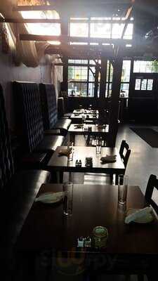 Dogwood Cafe And Lounge