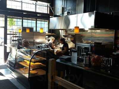 Dogwood Cafe And Lounge