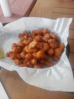 Hurricane Grill & Wings