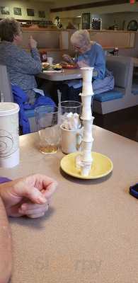 Blake's Restaurant & Ice Cream