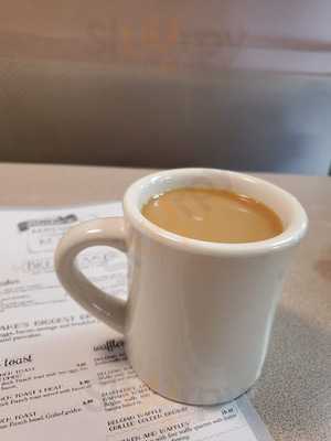 Blake's Restaurant & Ice Cream