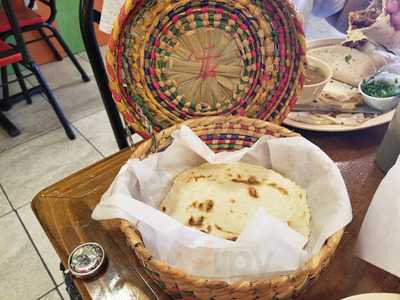 Chicos Comida Casera