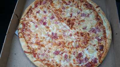 Luigi's Pizza Bar And Grille