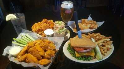 Rookie's Sports Bar & Grill