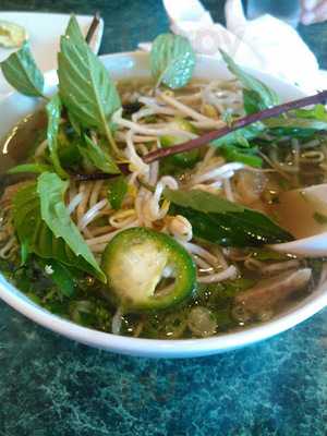 Pho 7 Simmering Soup