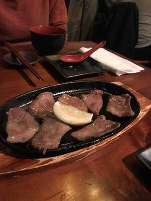 Kaori Sushi And Sake Bar