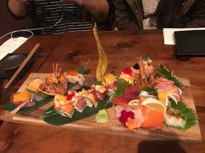 Kaori Sushi And Sake Bar