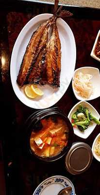 Sami's Bar And Grill