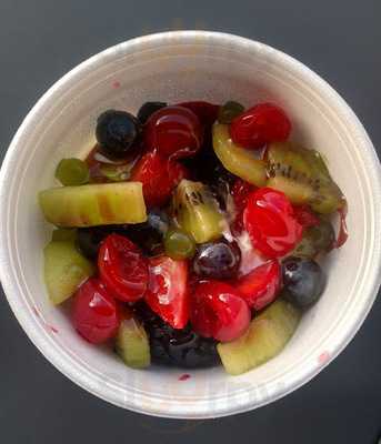 Twisty's Yogurt And Smoothies