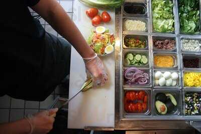 Pickleman's Gourmet Cafe