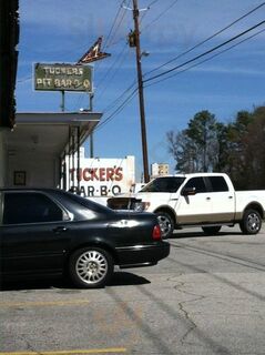 Tucker's Bar B Q