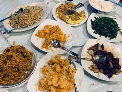 Dong Hai Chinese Restaurant