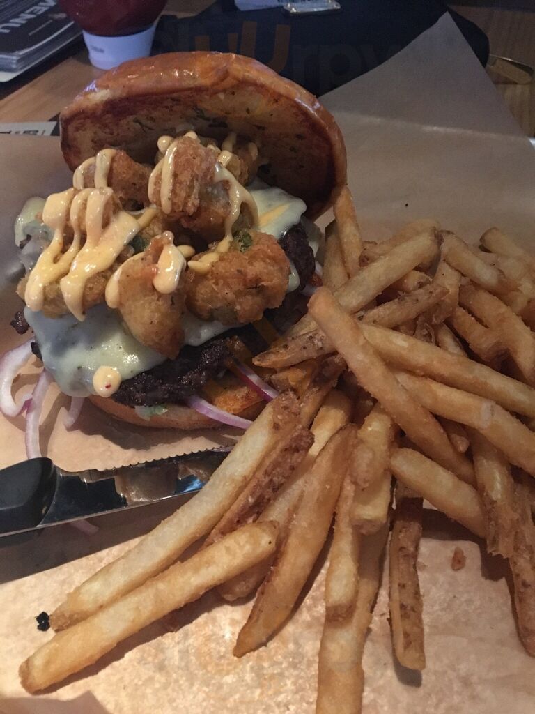 Bj's Restaurant & Brewhouse