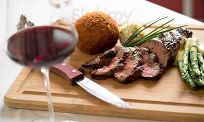 Brasserie French Steakhouse