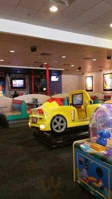 Chuck E. Cheese