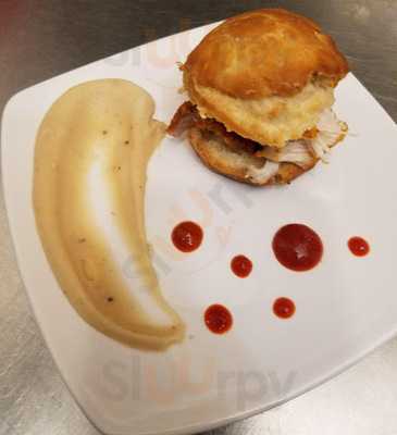 Usa Chicken And Biscuit