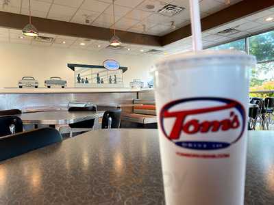 Tom's Drive In