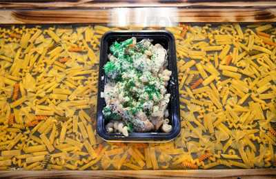 Skinny's Restaurant And Pizzeria