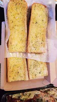 Skinny's Restaurant And Pizzeria