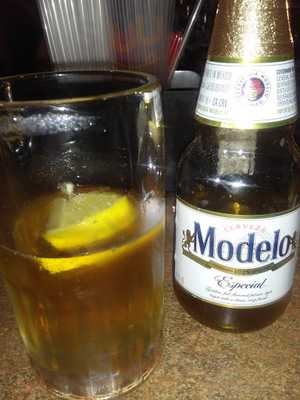 Veterans Pub And Pizza