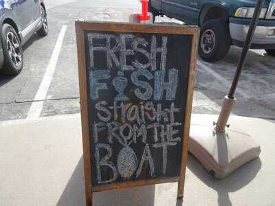 Harbor Pelican Deli & Mart