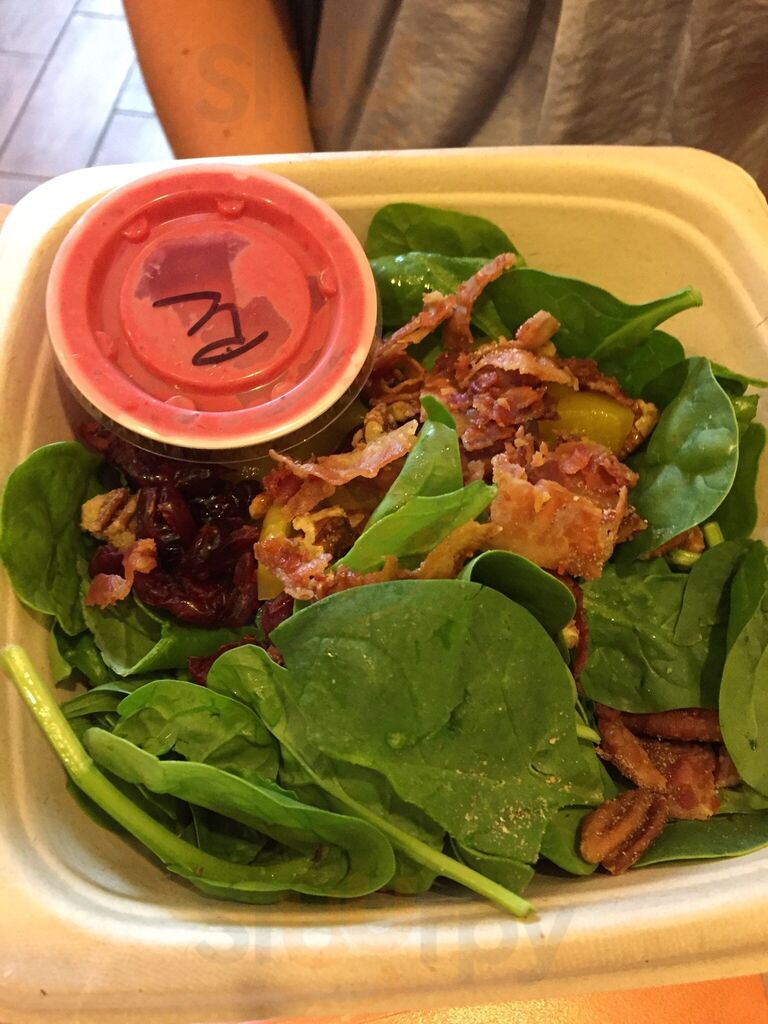 Tropical Smoothie Cafe