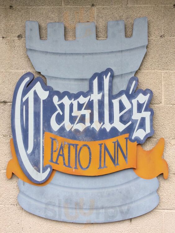 Castle's Patio Inn