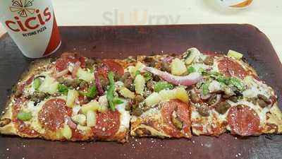 Cicis Pizza