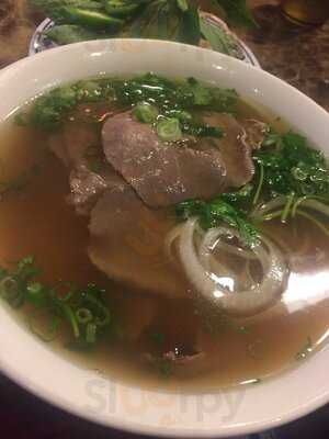 Pho To Chau