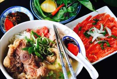 Pho To Chau