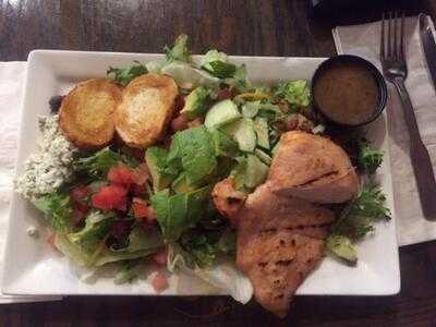 Red Robin Burger & Spirits