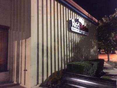 Red Robin Burger & Spirits