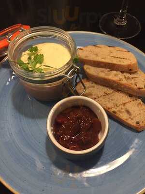 Runway Restaurant At Radisson Blue At Manchester Airport