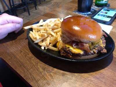 The Northland Ave Neighborhood Sports Bar