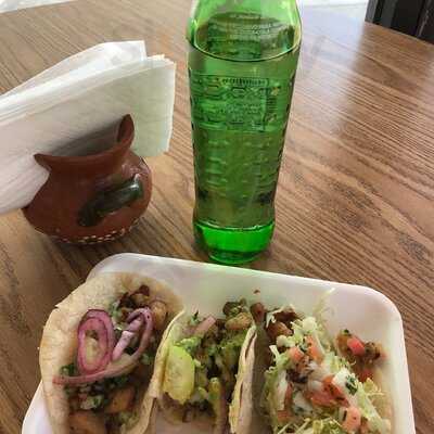 Alanbertos Mexican Food