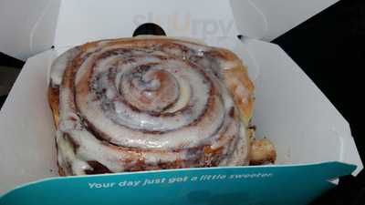 Cinnabon