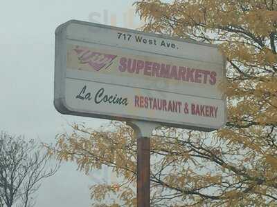 La Cocina Restaurant & Bakery