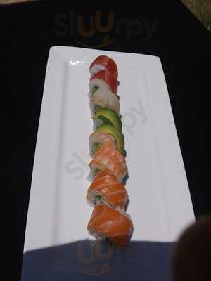 Uncommon Grounds Sushi Cafe