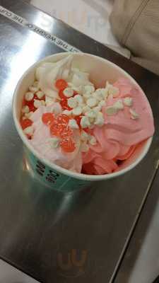 Tutti Fruitti Frozen Yogurt